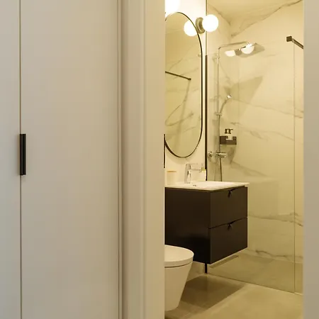 Yellow Charm Plaza Lujerului Appartement