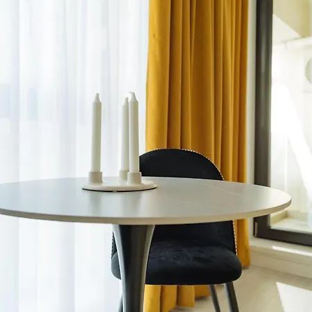 Appartement Yellow Charm Plaza Lujerului *