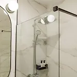 Apartman Yellow Charm Plaza Lujerului *