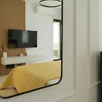 Yellow Charm Plaza Lujerului Apartman Bukarest