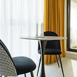 Apartman Yellow Charm Plaza Lujerului *