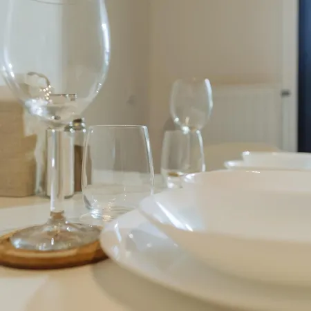 Yellow Charm Plaza Lujerului * Bucharest