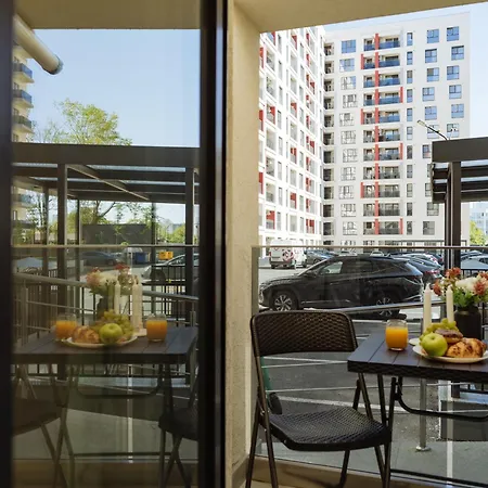 Διαμέρισμα Yellow Charm Plaza Lujerului *