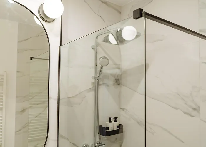 דירה Yellow Charm Plaza Lujerului *